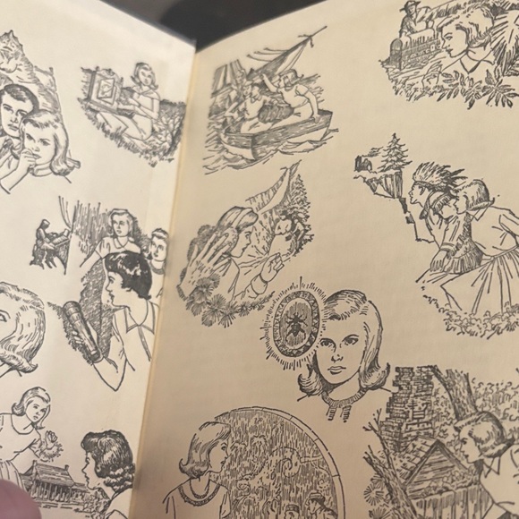 The Ringmaster's Secret by Carolyn Keene - Hardcover - Picture 3 of 5